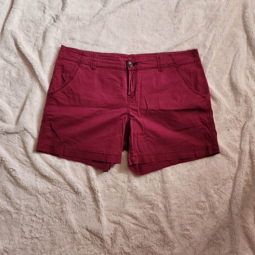 Maurices Dark Fuchsia Shorts 18